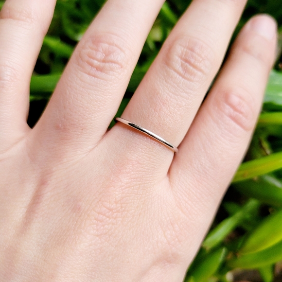 New Classic Silver Simple Dainty Thin Ring Band - Picture 3 of 6